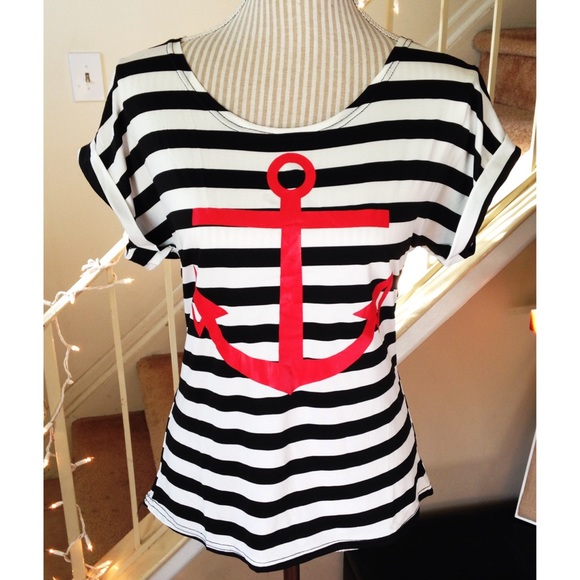 Tops - ☀️Sale☀️| HP 2x!! | NWOT Anchor Striped Top