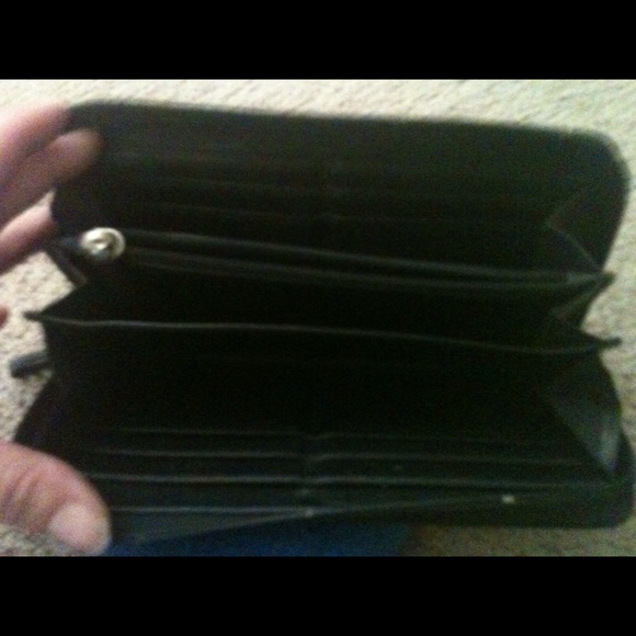 Coach Black Park Signature Checkbook Wallet F51767 - Picture 2 of 2