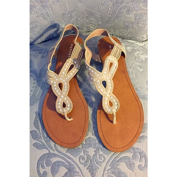 MADDEN GIRL sandals