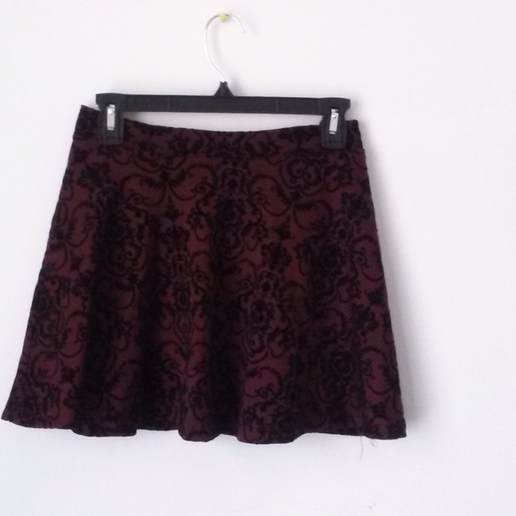 Velvet skater skirt