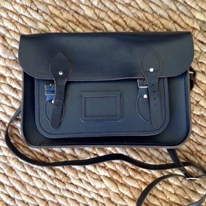 13" Classic Cambridge Satchel