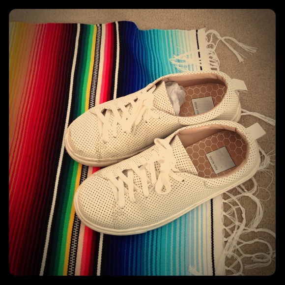 Dolce Vita Sneakers