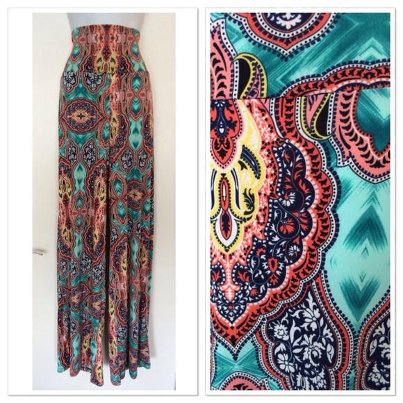 NEW🎉HIGH WAISTED MULTICOLOR PRINT PANTS