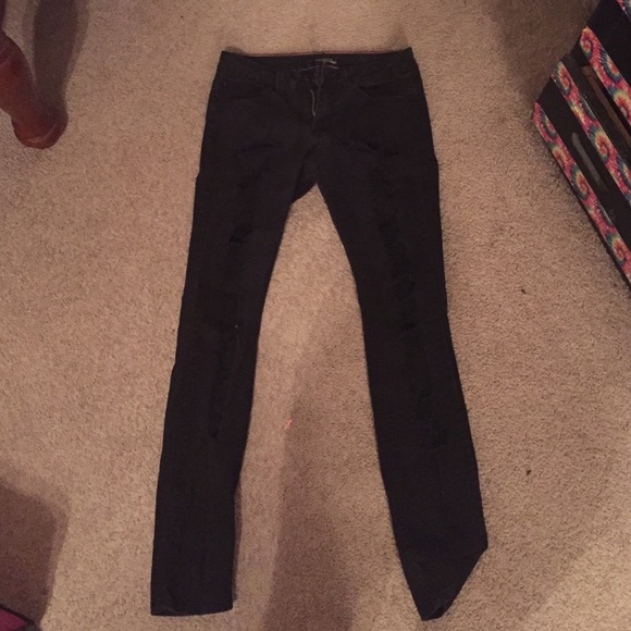 Ripped black skinny jeans