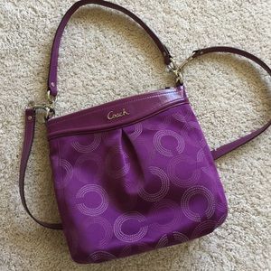 Authentic COACH Ashley Signature Handbag