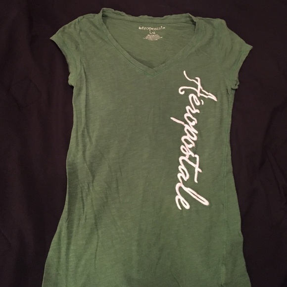 Green aero v neck
