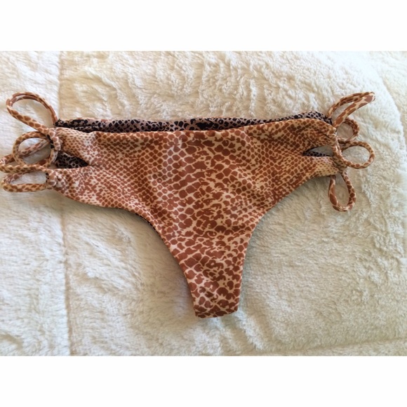 SOLD acacia kauai in mudsnake