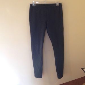 AA winter leggings size M