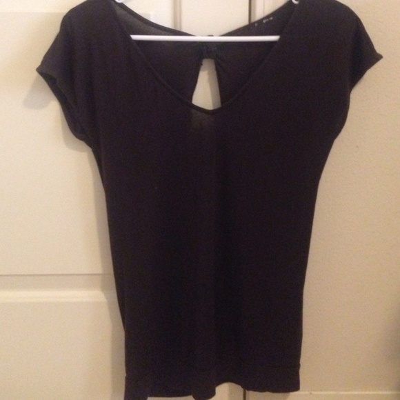 Backless brown tshirt