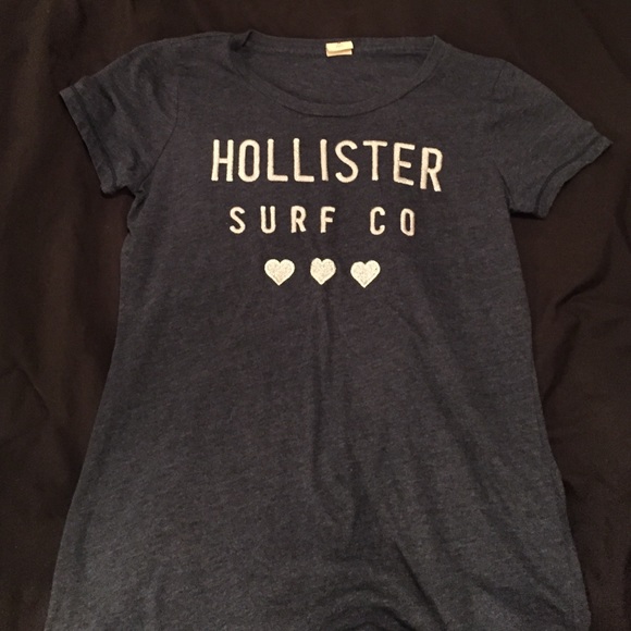 Hollister tee