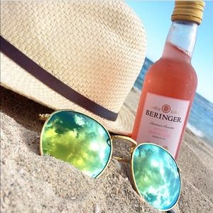 Super cute ray ban style frames