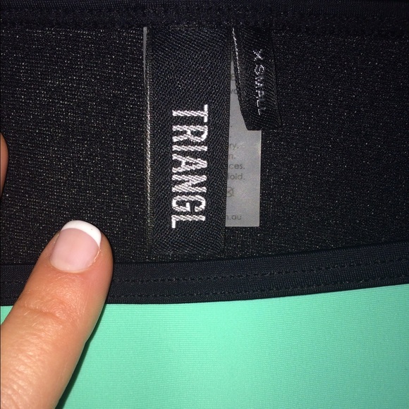 🚫SOLD🚫 NWOT Authentic Triangl Bikini 💕 - Picture 2 of 4