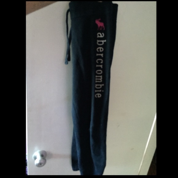 sweatpants - Picture 3 of 3