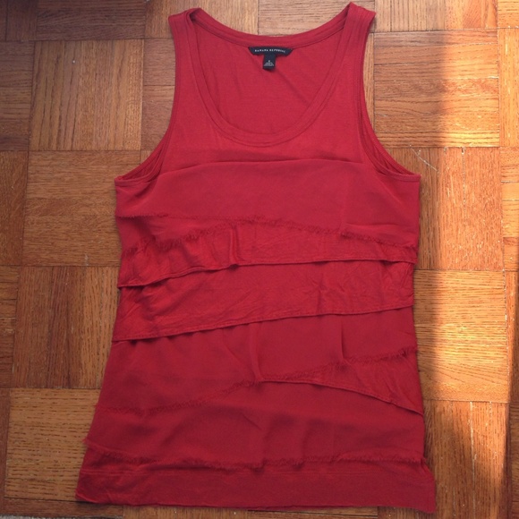 BR ruffled tank