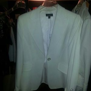 Bebe cream blazer