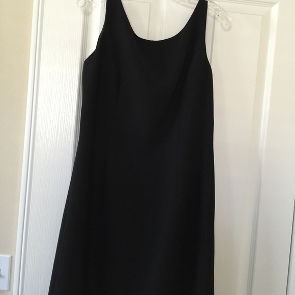 Beautiful black dress / no sleeve