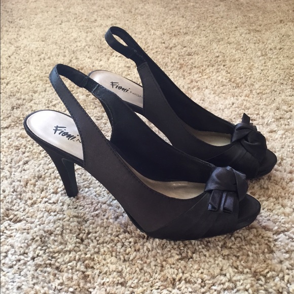 Fioni Black High Heels size 8