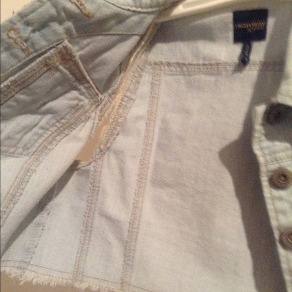 Jean Mini Vest! - Picture 2 of 2