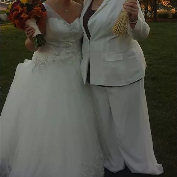 Oleg Cassini Wedding Dress