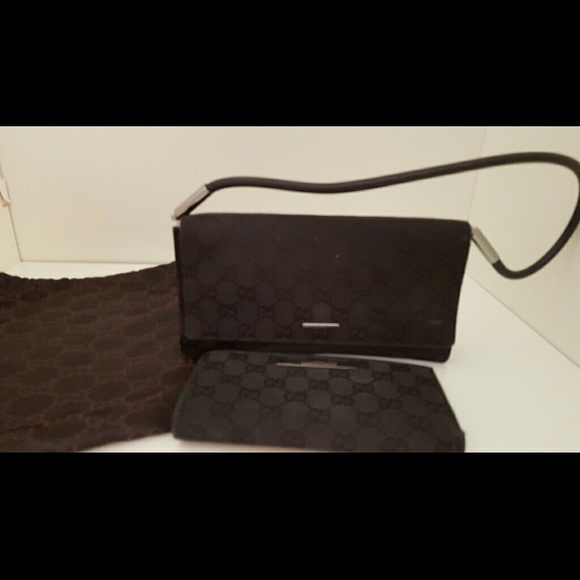 Authentic Vintage Gucci shoulder bag & wallet
