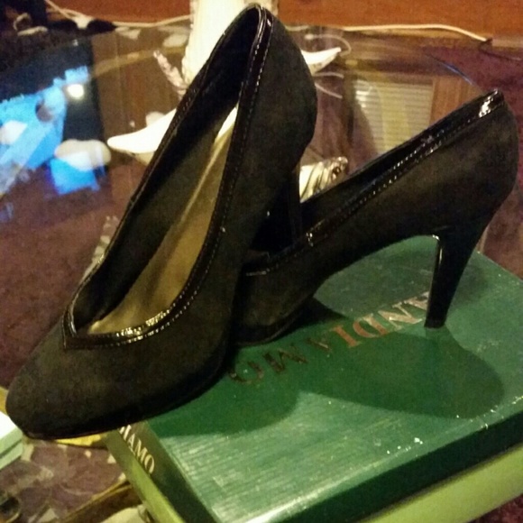 Like new Andiamo pumps