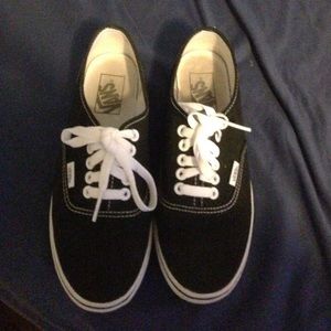 Mint condition black vans - size 5.5