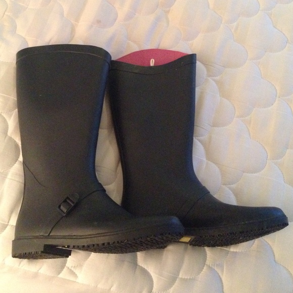 Black Rain Boots