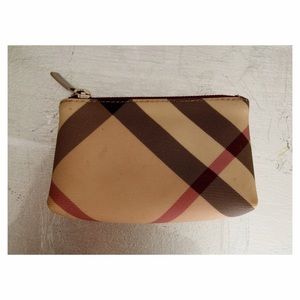 Burberry credit card holder