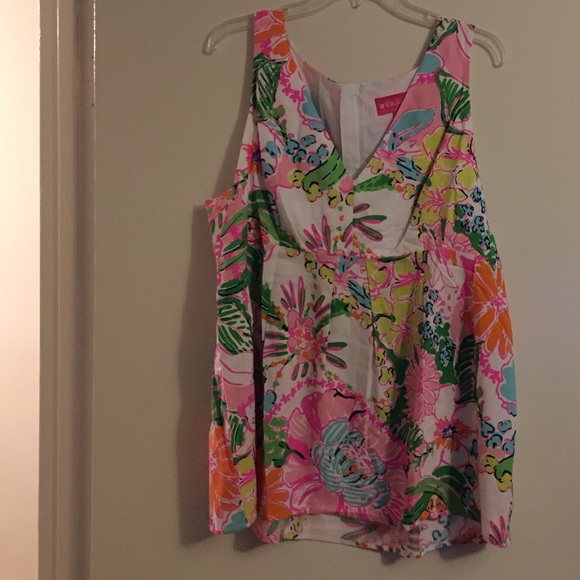 Lilly for Target V Neck top Nosie Posey- size L