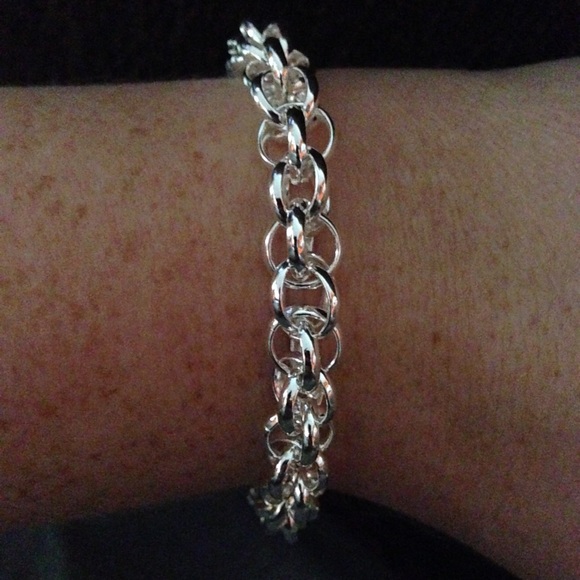 Silver Chain Bracelet - Picture 3 of 4