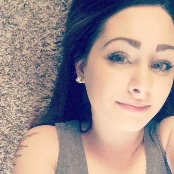 Meet your Posher, Kasi - Picture 4 of 4