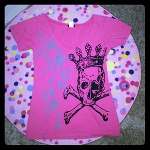 Queen of skulls shirt