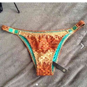 VIX by Paula Hermanny