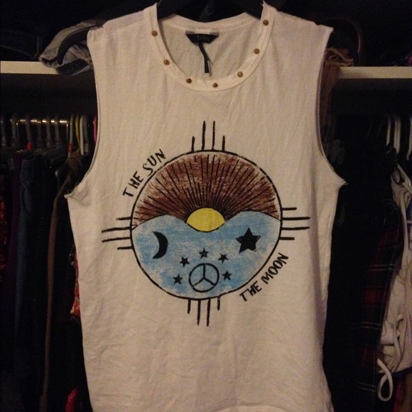Sun/Moon Muscle Tee