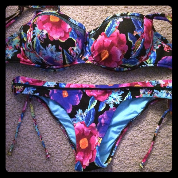 Seafolly bathing suit