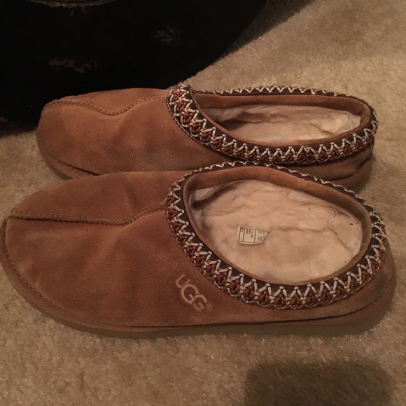 Chestnut Slip on Uggs