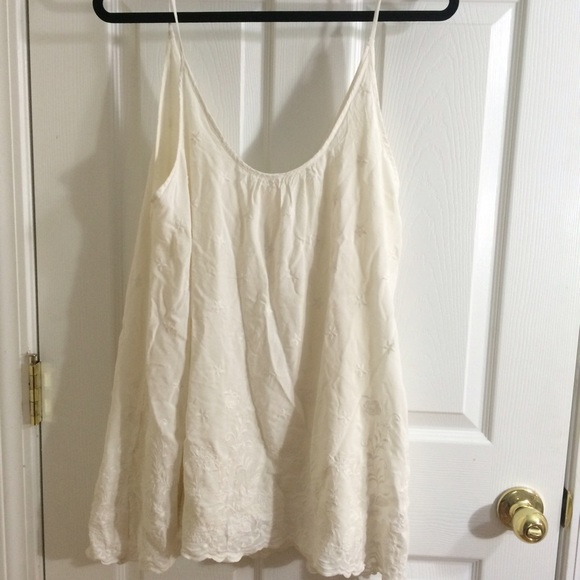 Flowy soft white dress