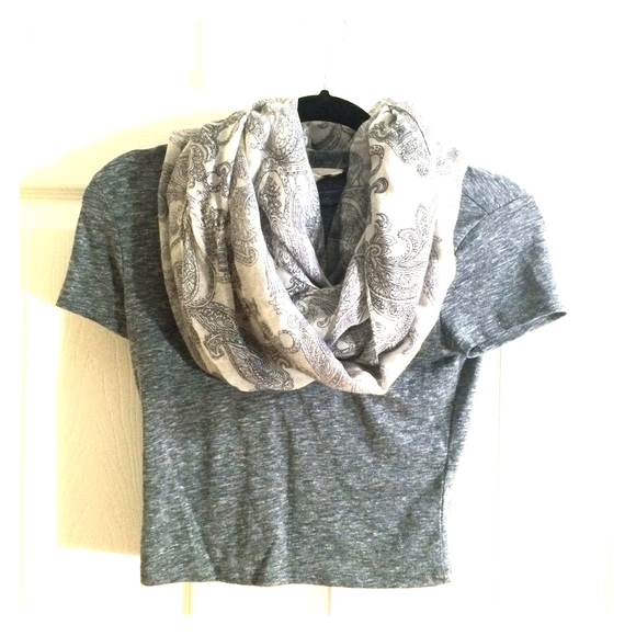 Super cute lightweight scarf