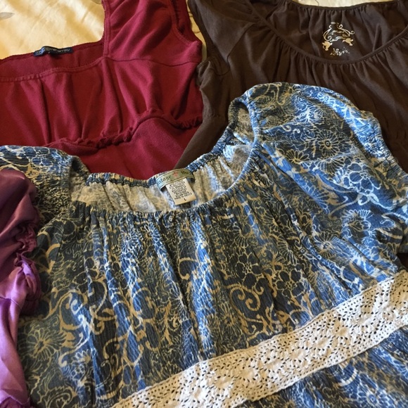 **Part of sold bundle** Lot of 5 maternity tops - Picture 3 of 4