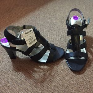 Tahari black heeled sandals  never worn