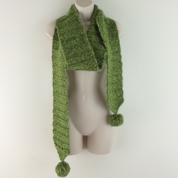 Hand knit Green Tweed Ribbed Pom Pom Scarf - Picture 1 of 4