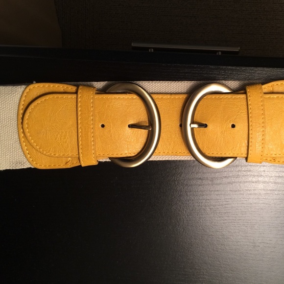 ✨SOLD✨Steve (by Steve Madden) Double Buckle Belt
