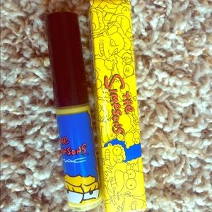 MAC Simpsons Lipglass Nacho Cheese Explosion