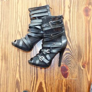 SIZE 6.5 Strappy Mesh Ankle Boots