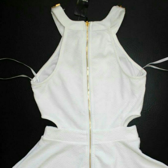 NWT BEBE white gold stud peplum top - Picture 4 of 4