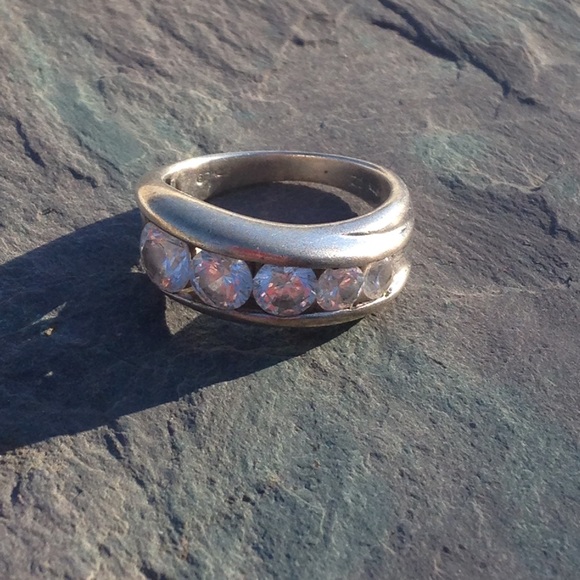 Stunning Sterling channel set statement bling ring - Picture 3 of 4