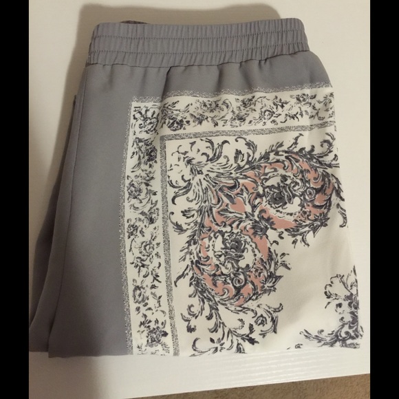 Bcbg maxazria pants - Picture 3 of 4