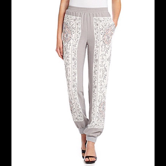 Bcbg maxazria pants - Picture 4 of 4