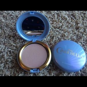 MAC Cinderella Beauty Powder Mystery Princess