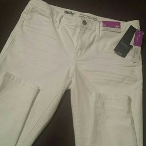 White skinny jeans - new with tags!